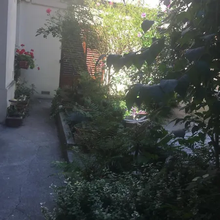 Studio Rue Lepic Апартаменты